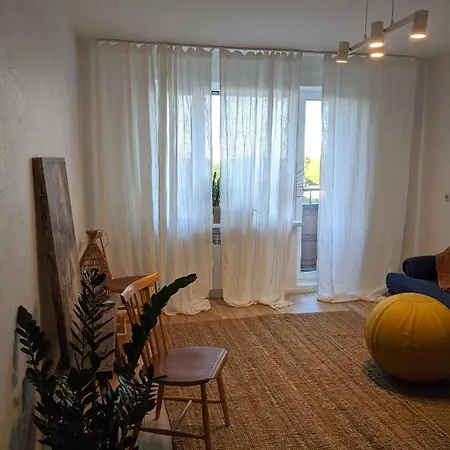 Odus Korter Roheluses - A Cozy In A Greenery - Contactless Check-in Apartment